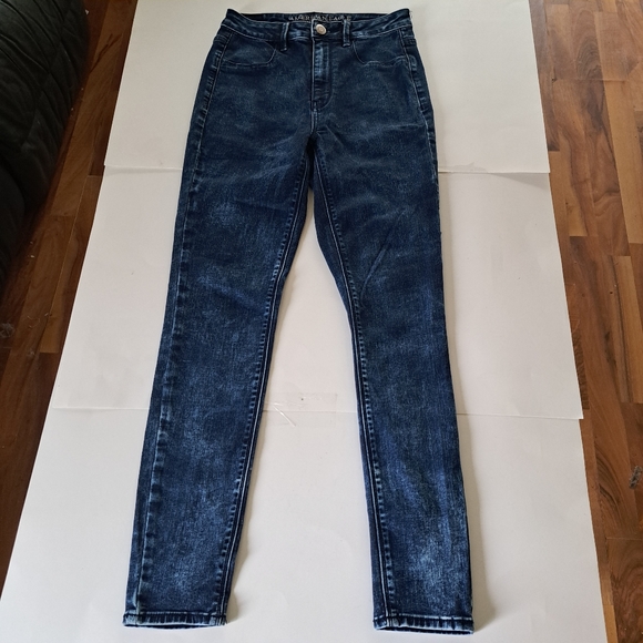 American Eagle Skyhigh Blue Jeans - Picture 2 of 9